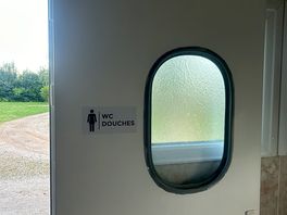 Women’s toilets
