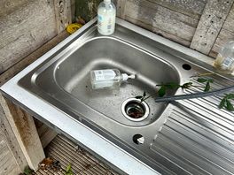 Washing up sink