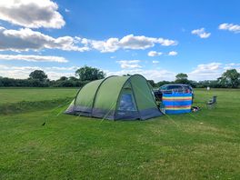 Spacious campsite