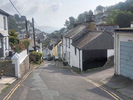 Walk into looe