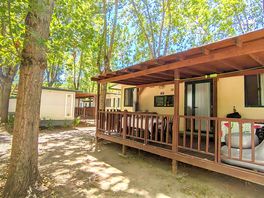 Static caravan