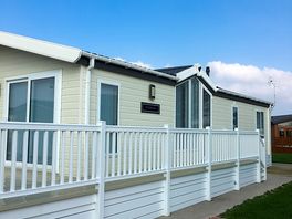 The Riverside luxury lodge