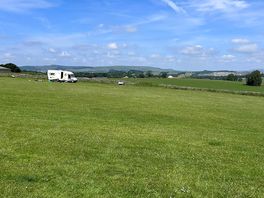 Clean and well kept field with views that stretched for miles