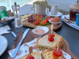 Afternoon delights outside the restaurant.