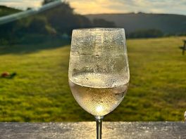 Wine o'clock