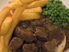 Steak and guinness pie