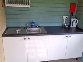 Deluxe pitch washing up facilities