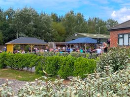 Outdoor bar ares