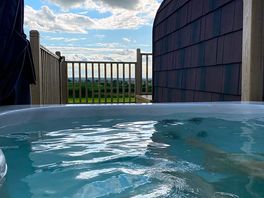 Hottubing