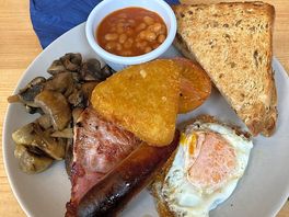 Superb breakfast at the cafe