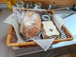 Lovely welcome hamper