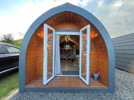 Our cosy pod ☺️
