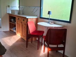 Zeus shepherd's hut living area