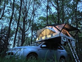 Roof tent