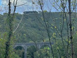 Viaduct walk
