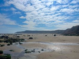 Cayton bay