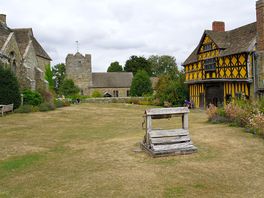 Stokesay castle