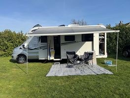 Motorhome pitch with electric