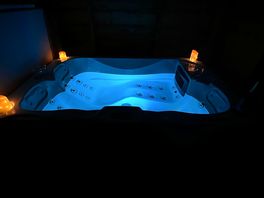 Cherry tree hot tub pitch.