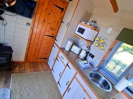 Shepherd's hut