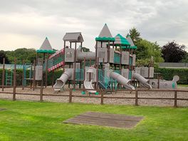 Brilli was bt play area for kids