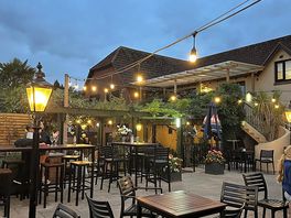 Pub with live music outside
