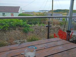 Cross inn