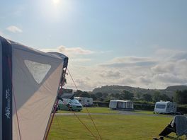 Spacious and level pitches