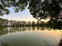El lago del camping