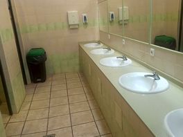 Ladies bathroom