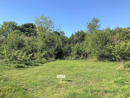 Non-electric grass tent pitch
