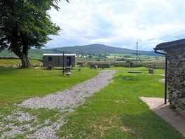 View down to the hut shepherds hut