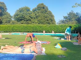 Piscina de parque de campismo de penha guimarães