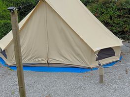 Bell tent pitch 25