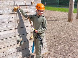 Climbing wall