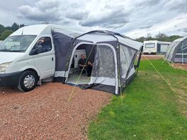 Lady edith caravan park