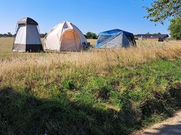 We had 3 tents, one each for sleeping, cooking and a toilet.