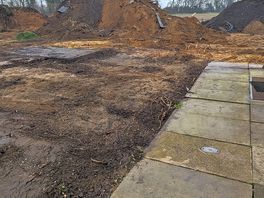 Sides of toilet blocks