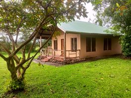 Cottage with private balcony