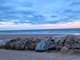 At sunnysands