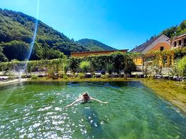 Superb pool to cool off in
