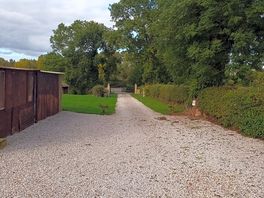 Entrance/exit.