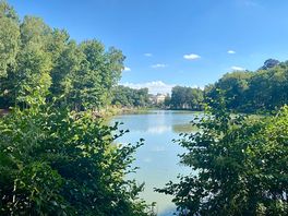 Lovely walk round lake