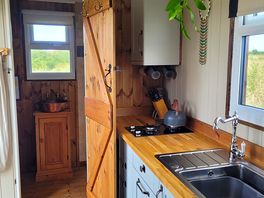 Kitchen/toilet