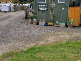 Another toliet and shower block.