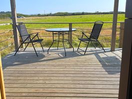 Decking at kiki horse box