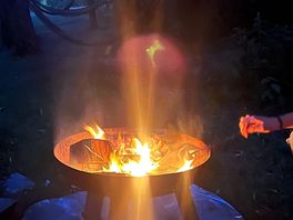 Marshmallows on the fire