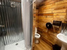 The shower and toilets were spacious, very clean and environmentally friendly.