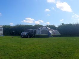 Quiet when arrived, chris allowed us to choose our pitch.