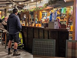 Nice pub... good food